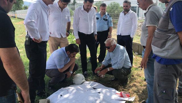 Sakarya'da OSB girişinde iş makinesi doğalgaz borusunu patlattı