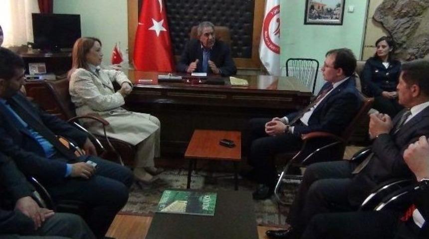 Milletvekili &Ccedil;alık, Muhtarlar Derneği&rsquo;ni Ziyaret Etti