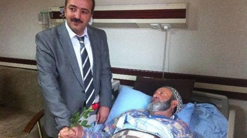 Kutlu Doğum Haftası Nedeniyle Hastalar Ziyaret Edildi