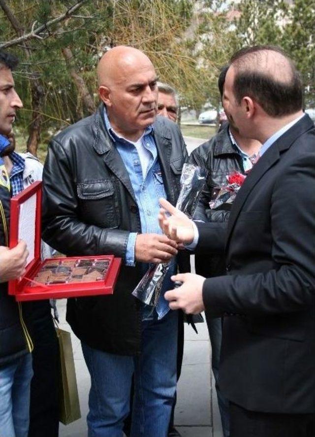 Mert Aydın&rsquo;ın Ailesi&rsquo;nden Anlamlı Ziyaret 1