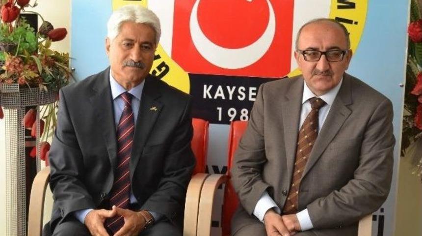İl K&uuml;lt&uuml;r Ve Turizm M&uuml;d&uuml;r&uuml; Taymuş&rsquo;tan Gazeteciler Cemiyeti Başkanı Altınkaya&rsquo;ya Ziyaret