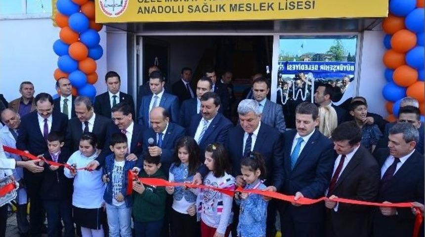 Bilim Sanayi Ve Teknoloji Bakanı Fikri Işık: