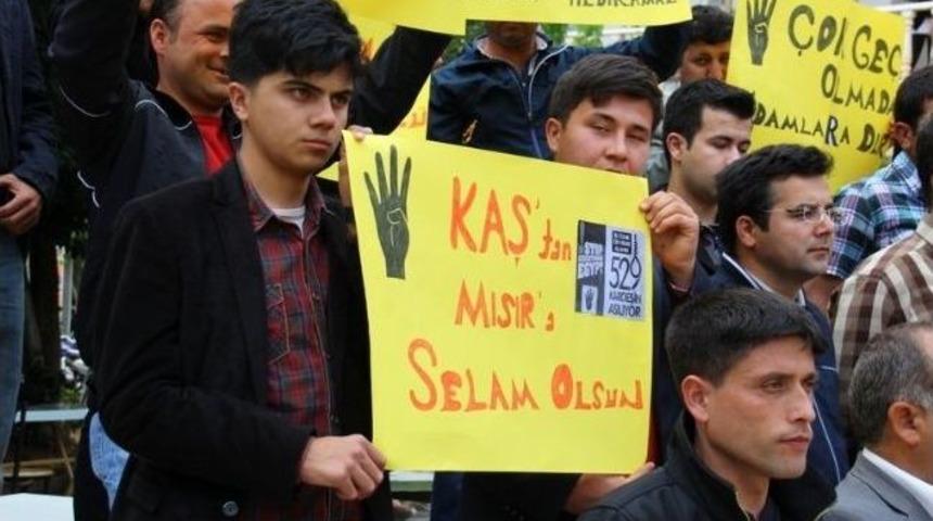 Mısır Y&ouml;netiminin İdam Kararına Tepkiler Devam Ediyor