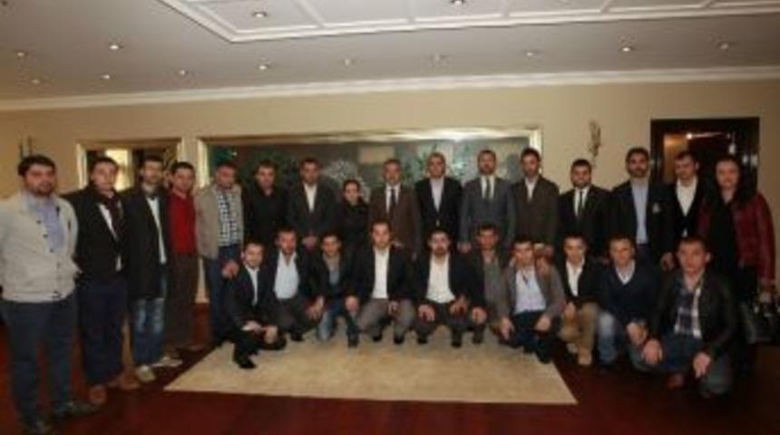 Ak Parti Gen&ccedil;lik Kolları&rsquo;ndan Başkan K&ouml;şker&rsquo;e Kutlama Ziyareti