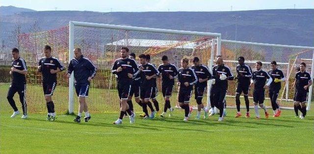 Kayserispor, Akhisar Belediyespor Maçının Hazırlıklarını Sürdürüyor 1