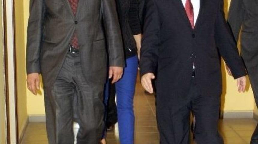 Coş: "yekv&uuml;cut Olup Halka Hizmet Edeceğiz"