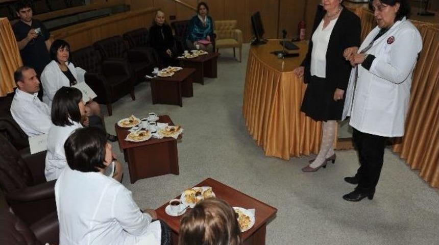 Tacikistanlı Kadın Doğum Uzmanlarına Ankara'da Eğitim
