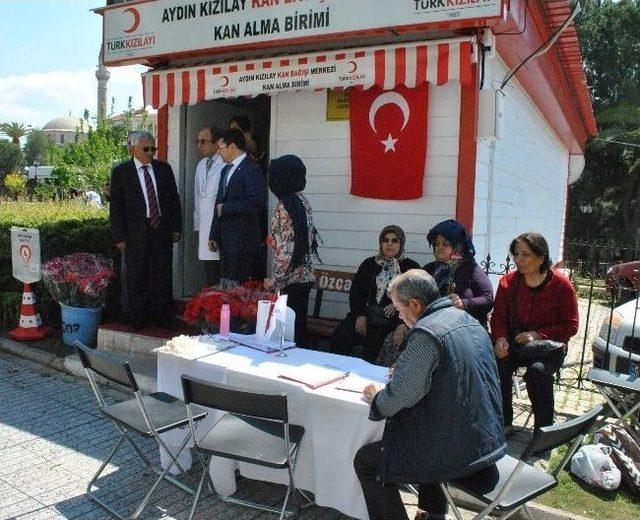 Din Görevlilerinden Kutlu Doğum Haftasında Anlamlı Kampanya