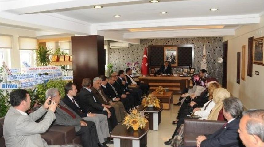 Ak Parti İl Teşkilatından Belediye Başkanı Akdoğan'a Ziyaret