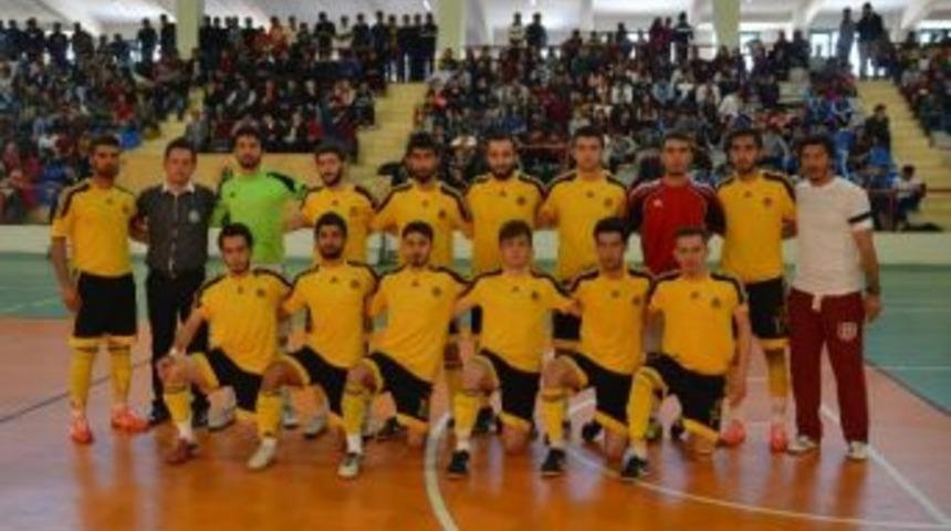 &Uuml;niversiteler Arası Futsal S&uuml;per Finale Y&uuml;kselme Ma&ccedil;ları