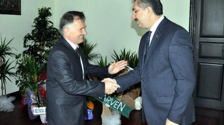 Bolu İl Genel Meclisi Başkanı Vali&rsquo;yi Ziyaret Etti