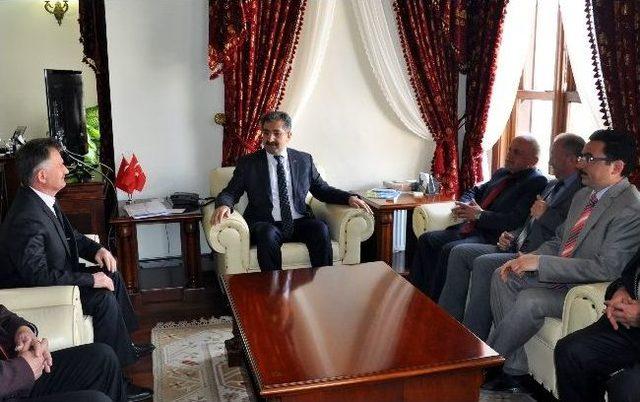 Bolu İl Genel Meclisi Başkanı Vali&rsquo;yi Ziyaret Etti 1