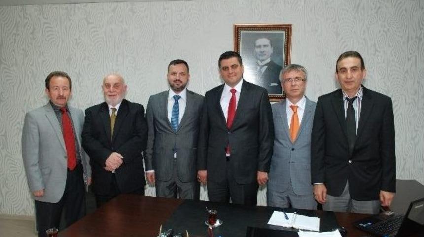 Başkan Yardımcısı Ayaz&rsquo;a Ziyaret&ccedil;i Akını