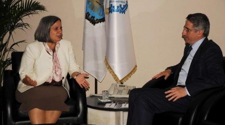 Ak Parti'li Belediye Başkanı Yanılmaz&rsquo;dan Bdp&rsquo;li Kışanak&rsquo;a Ziyaret