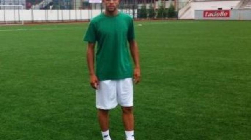 Gen&ccedil; Oyuncu Ma&ccedil;ta Beyin Kanaması Ge&ccedil;irdi