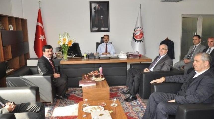 Uşak Milli Eğitim M&uuml;d&uuml;r&uuml; Akyay&rsquo;dan Başkan Cahan&rsquo;a Ziyaret