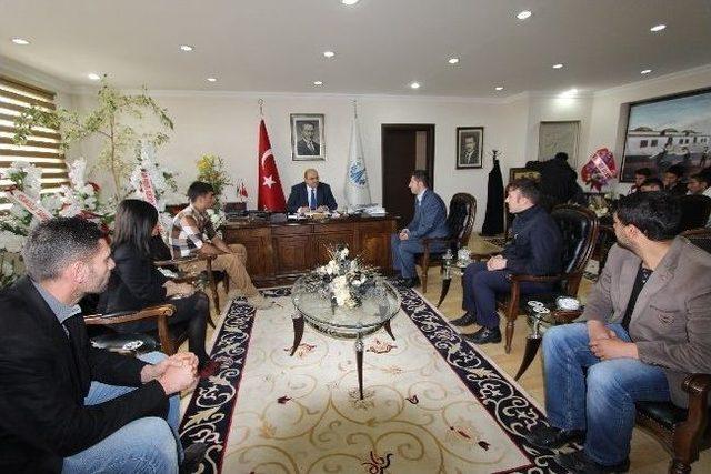 Ak Partili Gen&ccedil;lerden, Başkan Orhan a Ziyaret 1