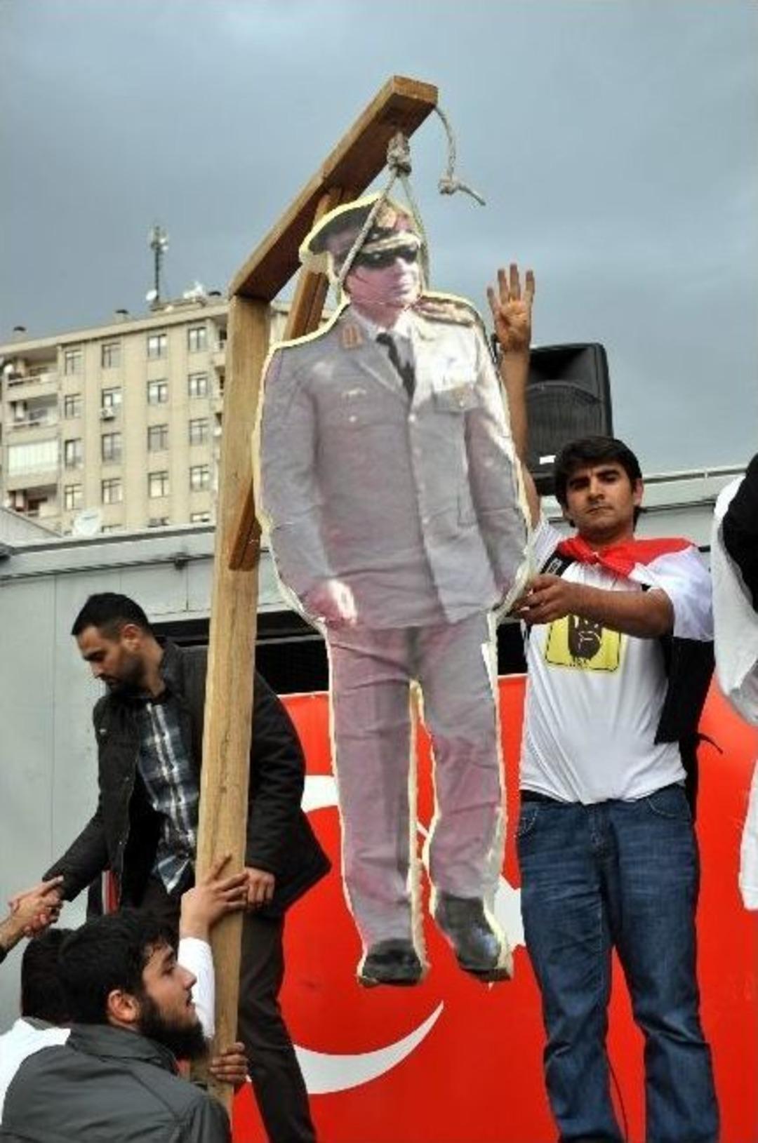 Kayseri'de Mısır'daki İdam Kararları Protesto Edildi