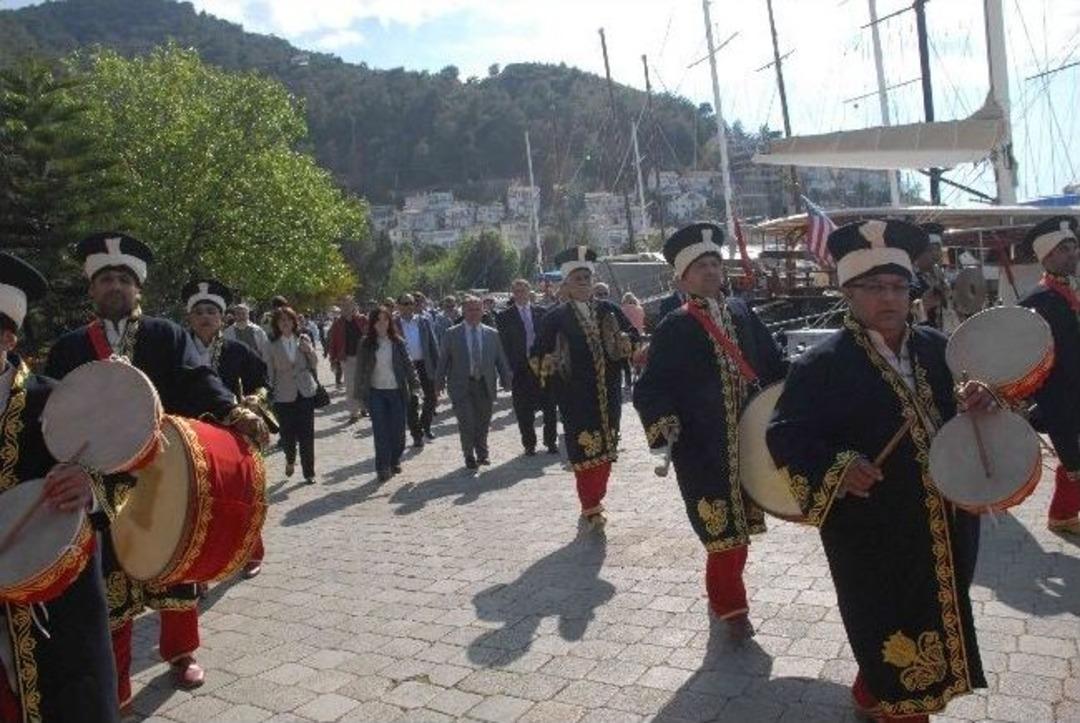 Fethiye'de Turizm Haftası&rsquo;na Mehteranlı Başlangı&ccedil;