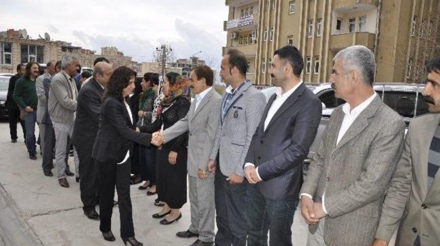 Bdp&rsquo;li Kaplan&rsquo;dan Hdp&rsquo;li Vekillere Ziyaret