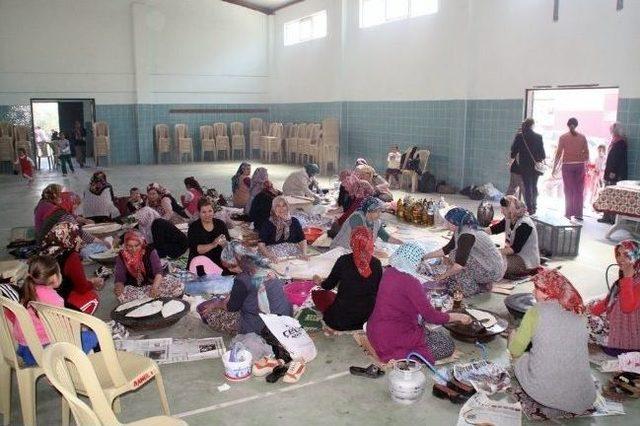 Akhisar Atat&uuml;rk Ortaokulunda &Ouml;rnek Dayanışma 1