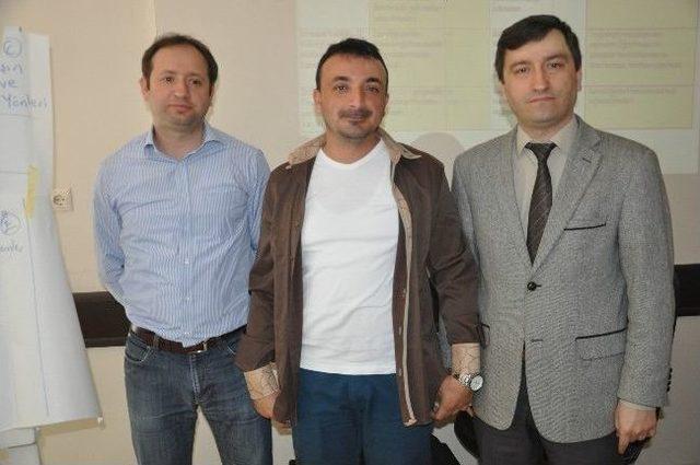 Soma da Proje Ekibi Eğitimden Ge&ccedil;ti 1