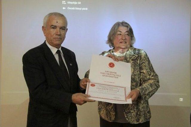 ‘orta Anadolu’da Tarih Önceleri Araştırmaları Ve Güvencinkayası’ Konulu Konferans Gerçekleştirildi