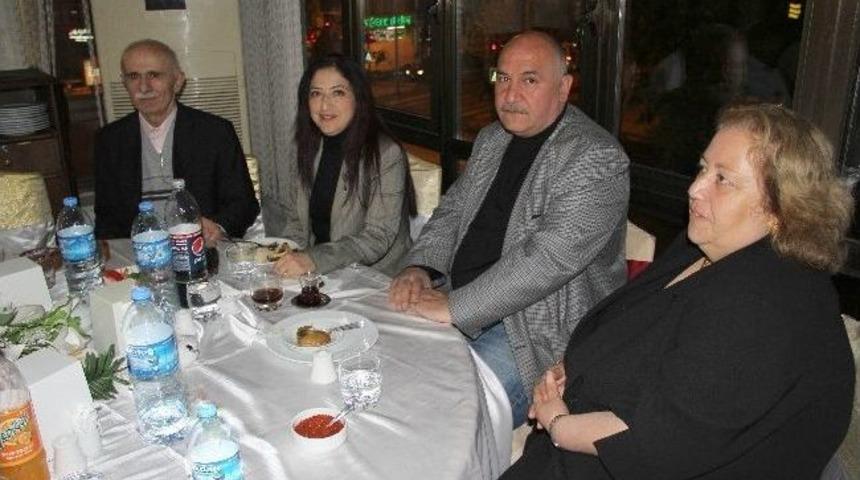 Bayan Muhtardan Azalara Teşekk&uuml;r Yemeği