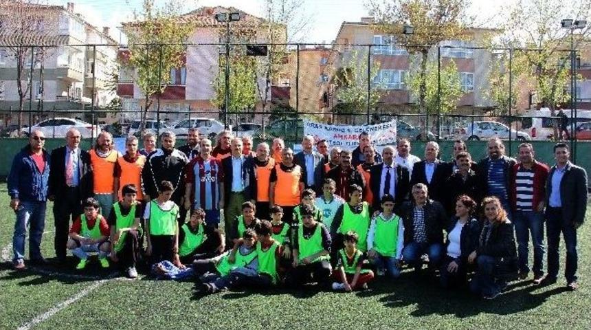 Dostluk Ma&ccedil;ını Dereli Y&ouml;netti