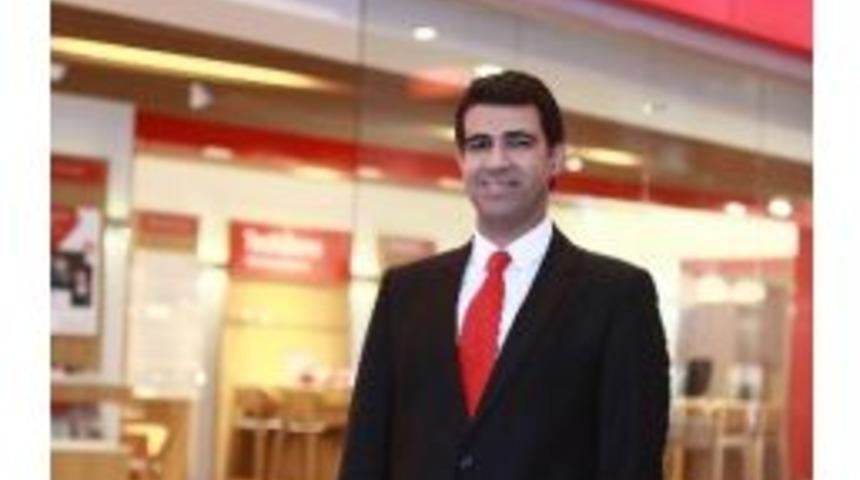 Ender Buruk, Vodafone T&uuml;rkiye İcra Kurulu Başkan Yardımcısı Oldu