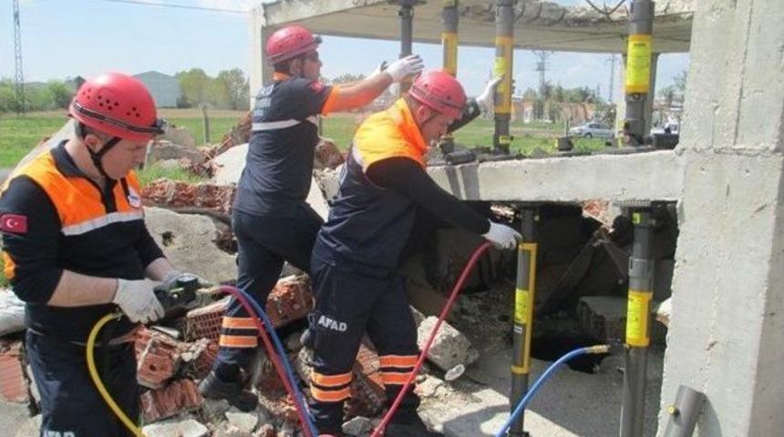 Tekirdğ Afad&rsquo;dan 'arama-kurtarma' Eğitimi