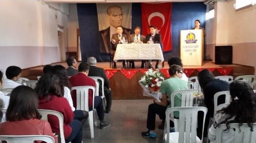 Mk&uuml;&rsquo;de Liselerde Sosyal Bilimler Konferansı