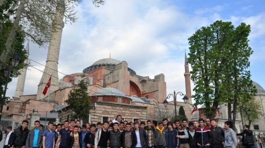 Seyyahlar İstanbul&rsquo;u Fethetti