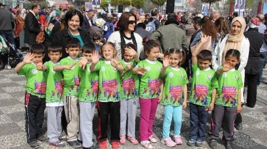 Samsun'da &Ccedil;ocuk Oyunları Şenliği