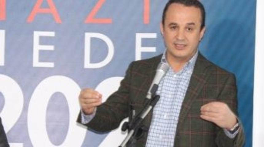 Ak Parti İzmir'de Tartışmalar Bitmiyor