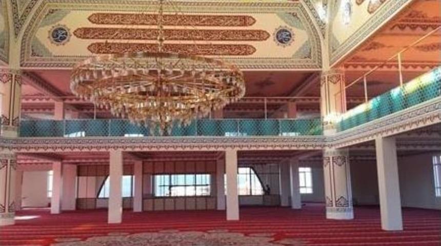 Erzurum'un En B&uuml;y&uuml;k Camisi İbadete A&ccedil;ılıyor...