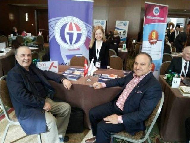 Gaün, Polonya Üniversiteleriyle Buluştu 1