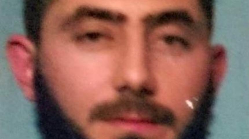 Eşi Ve &Ccedil;ocuklarını Alarak Tekrar Ortadan Kayboldu