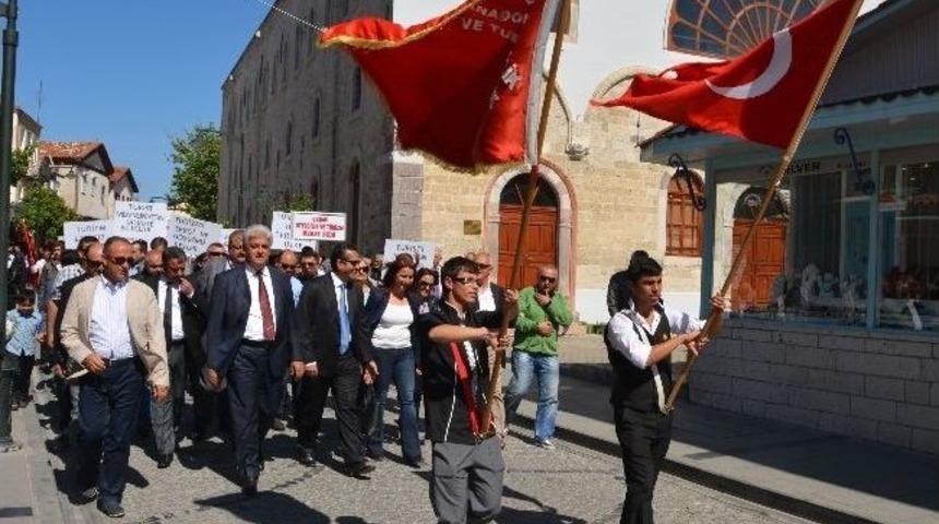 &Ccedil;eşme'de Turizm Haftası Buruk Başladı