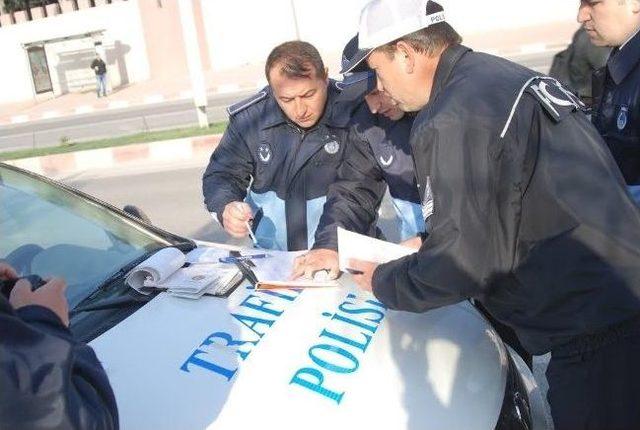 Polis Ve Zabıta İşbirliği İle Servis Araçları Denetlendi