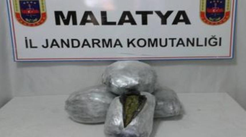 Malatya'da 56 Kilo 900 Gram Esrar Ele Geçirildi