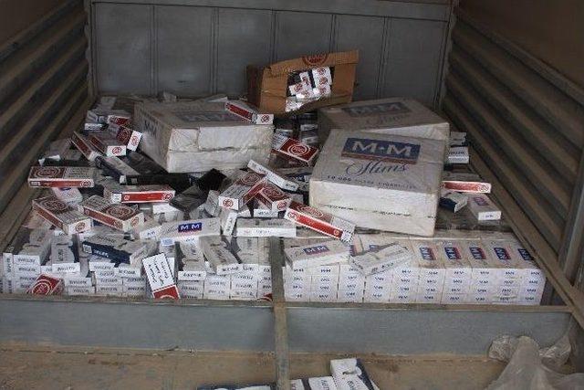 48 Bin 800 Paket Kaçak Sigarayla Yakalanan Şoför Tutuklandı