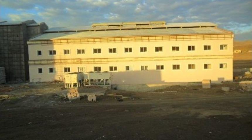 Hastane İnşaatında Kablo Hırsızlığı