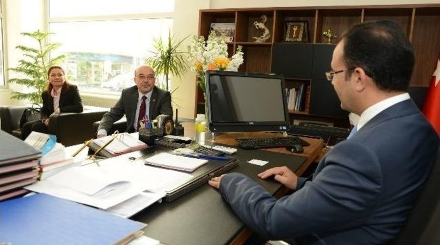 Chp Uşak, Başkan Nurullah Cahan&rsquo;ı Tebrik Etti