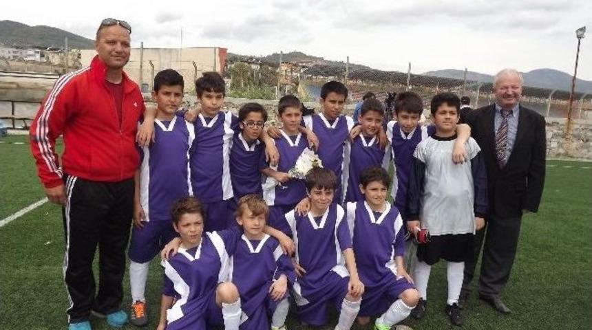 S&ouml;ke Kaymakamlık Kupasının Şampiyonu Atat&uuml;rk Ortaokulu Oldu