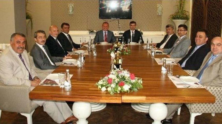 D&uuml;zce İli Belediye Başkanlarları Bir Araya Geldi