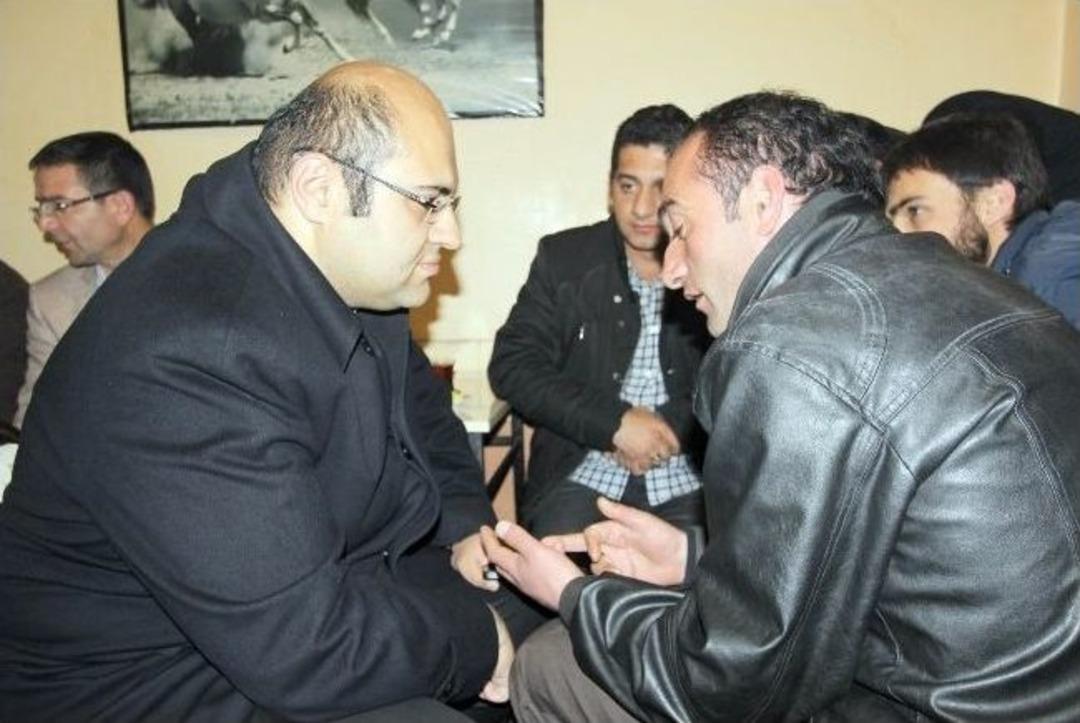 Başkan Orhan, Kahvehanede Vatandaşlarla Buluştu