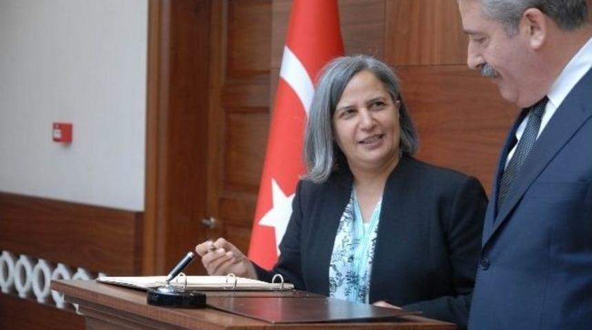 Kışanak Ve Anlı&rsquo;dan Vali Kıra&ccedil;&rsquo;a Ziyaret