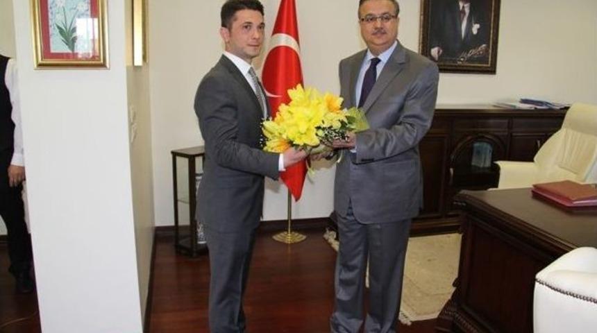 Gen&ccedil; M&uuml;siad&rsquo;tan Fetih Gecesi Etkinliği