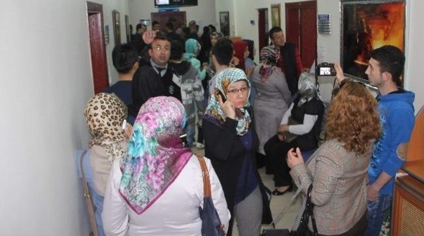 Kamu Hastanelerine İş&ccedil;i Alımı